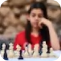 girl-playing-chess